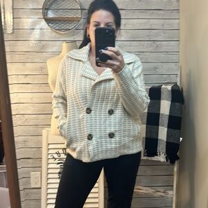 Rachel Zoe Sweater Plaid  Shacket  Jacket button